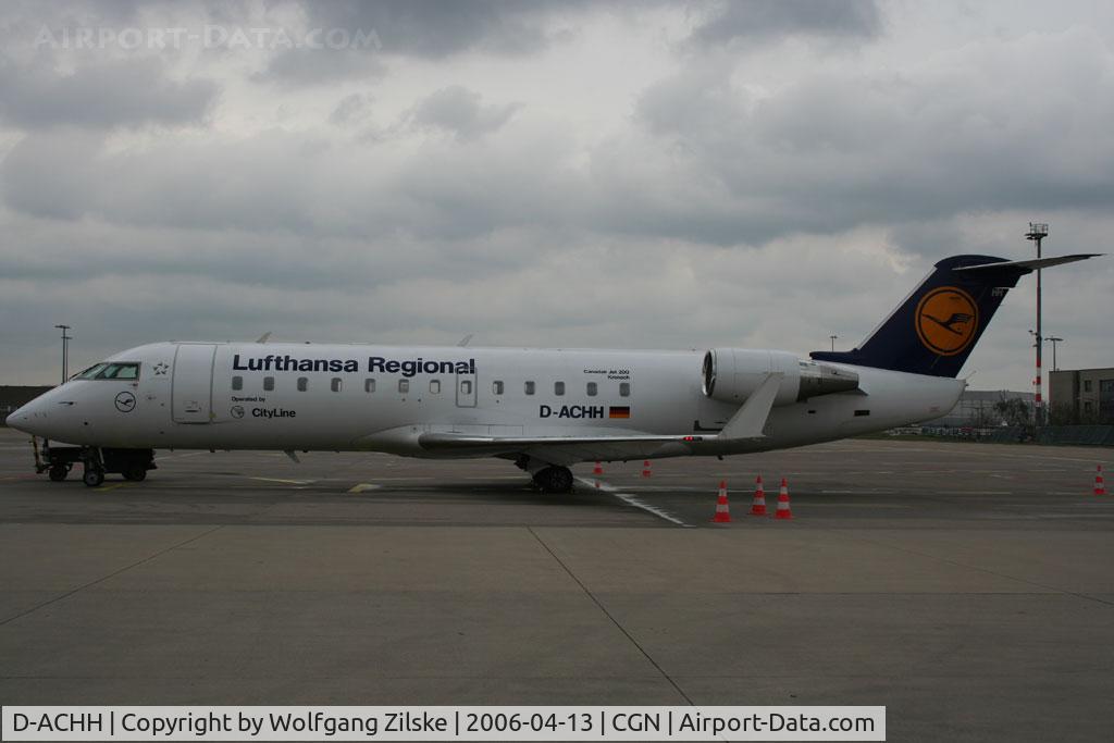 D-ACHH, 2000 Bombardier CRJ-200LR (CL-600-2B19) C/N 7449, Bad weather