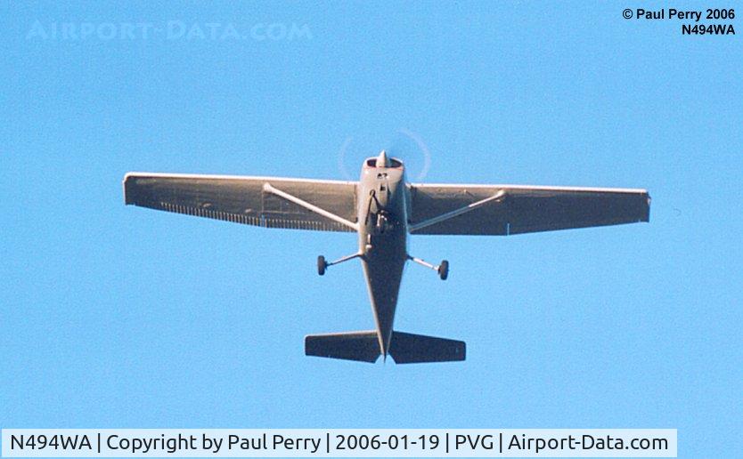 N494WA, 1978 Cessna 172N C/N 17271129, Taking to the air in the late afternoon