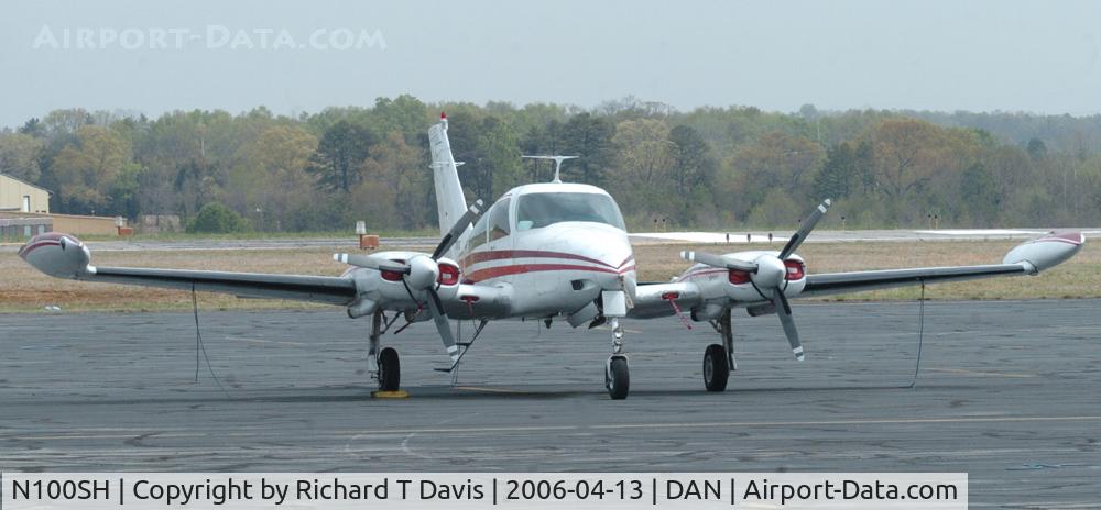 N100SH, 1968 Cessna 310N C/N 310N-0122,  1968 Cessna 310N at Danville Va.