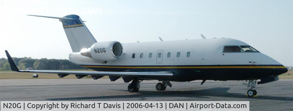 N20G, 1993 Canadair Challenger 601-3R (CL-600-2B16) C/N 5136, Goodyear Tire  1993 Canadair bringing visitors to the plant in Danville Va.