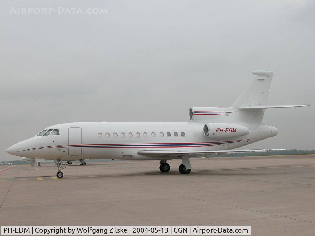 PH-EDM, 2001 Dassault Falcon 900 C/N 188, visitor