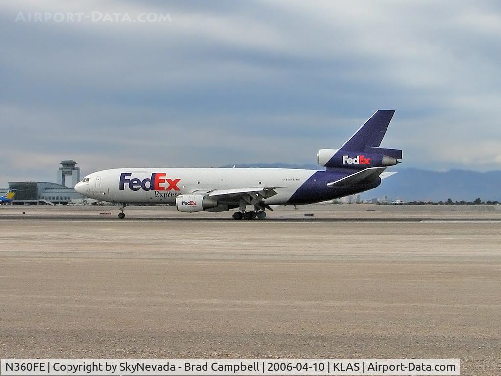 N360FE, 1980 McDonnell Douglas MD-10-10F C/N 46636, Federal Express - 'FedEx' / 1980 Mcdonnell Douglas MD-10-10F / I got scared and zoomed out too much.