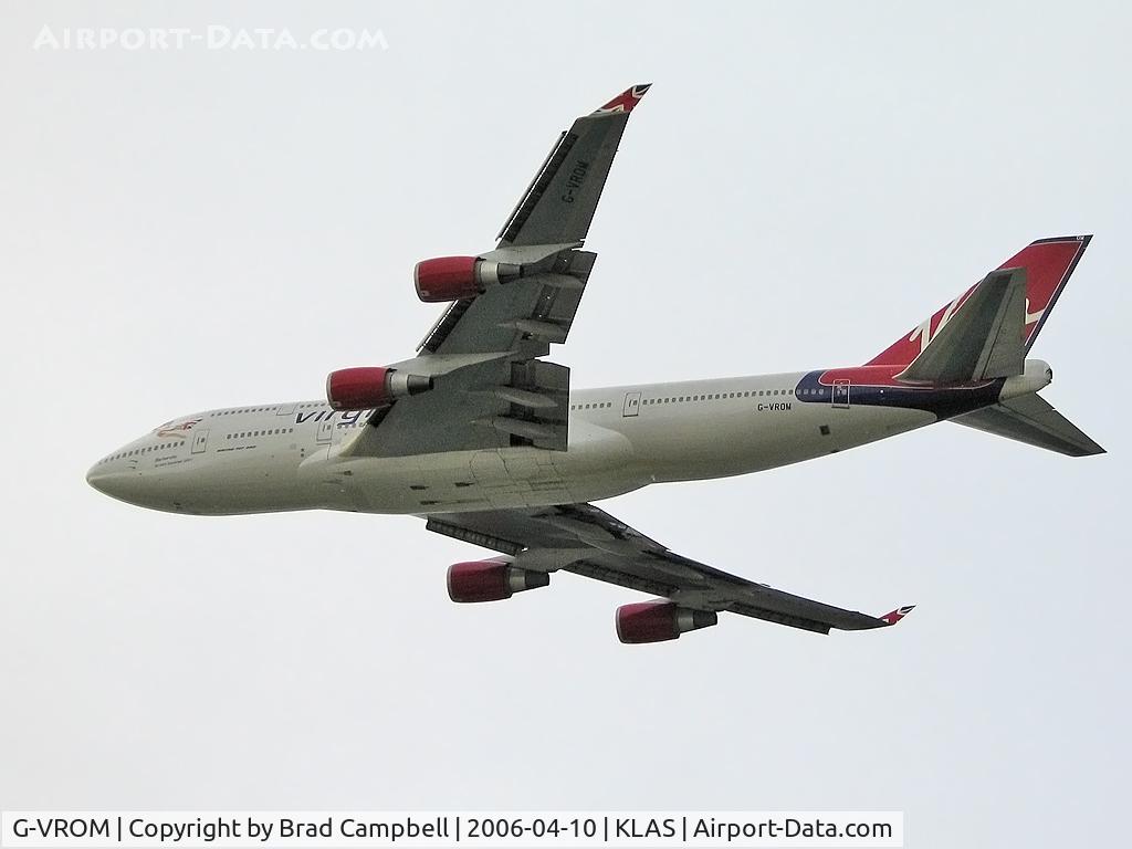 G-VROM, 2001 Boeing 747-443 C/N 32339, Virgin Atlantic - 'Barbarella' / 2001 Boeing Company BOEING 747-443 / Photo taken from the east-end of McCarran near Jack in the Box.