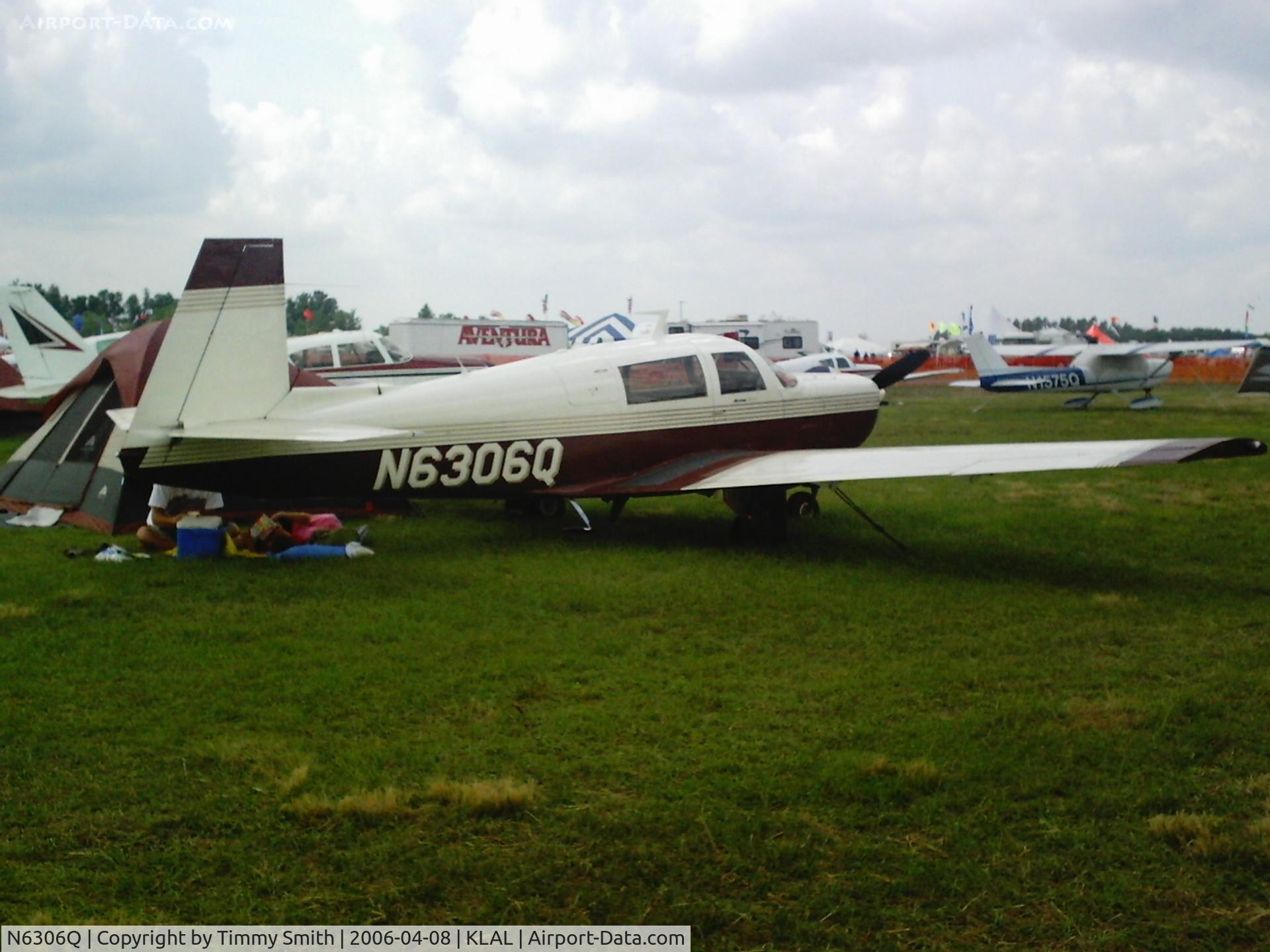 N6306Q, 1967 Mooney M20F Executive C/N 670399, Mooney M20F at the 2006 Sun ' N Fun flyin