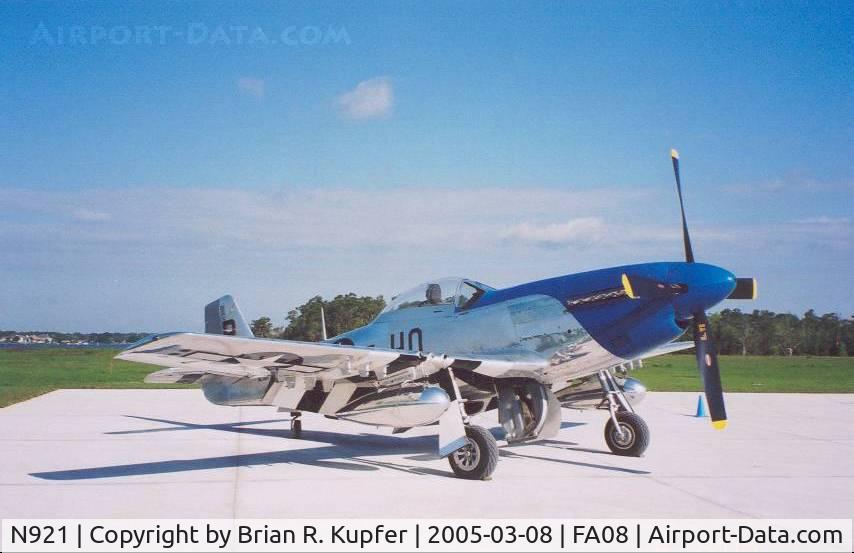 N921, 1945 North American P-51D Mustang C/N 124-48260 (45-11507), Cripes A'Mighty 3rd soaking up the sun