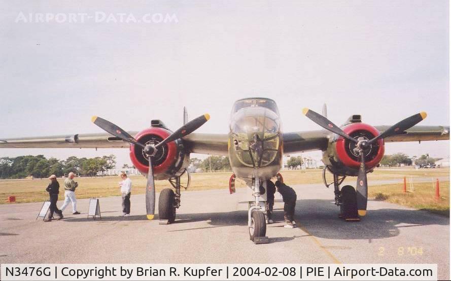 N3476G, 1944 North American B-25J Mitchell C/N 108-33257, head on