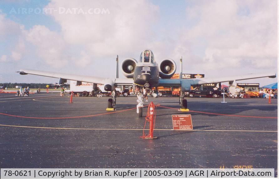 78-0621, 1978 Fairchild Republic A-10A Thunderbolt II C/N A10-0241, headon far