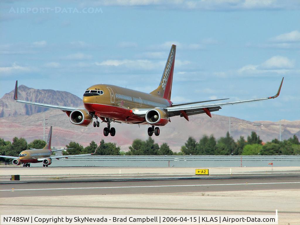 N748SW, 1999 Boeing 737-7H4 C/N 29800, Southwest Airlines / 1999 Boeing 737-7H4