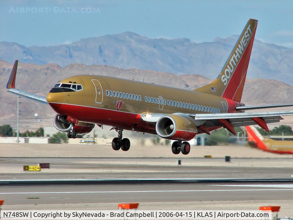 N748SW, 1999 Boeing 737-7H4 C/N 29800, Southwest Airlines / 1999 Boeing 737-7H4
