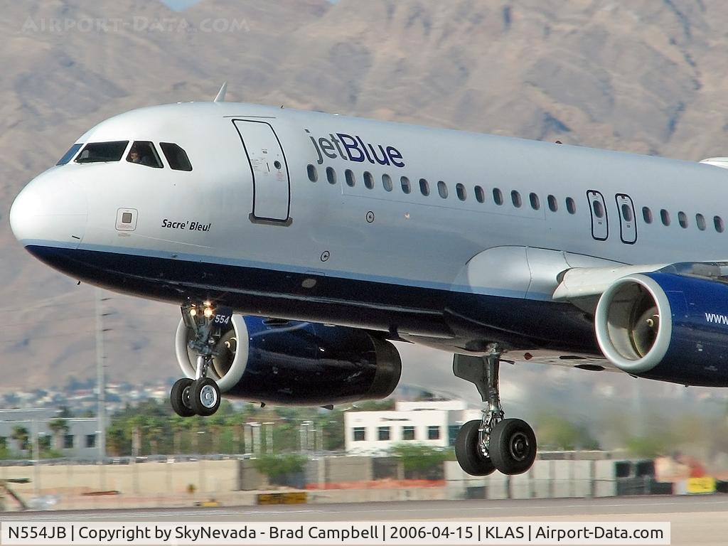 N554JB, 2002 Airbus A320-232 C/N 1898, jetBlue Airways - 'Sacre Bleu!' / 2002 Airbus A320-232