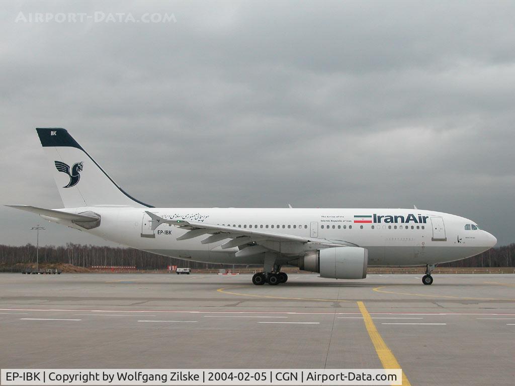 EP-IBK, 1993 Airbus A310-304 C/N 671, visitor