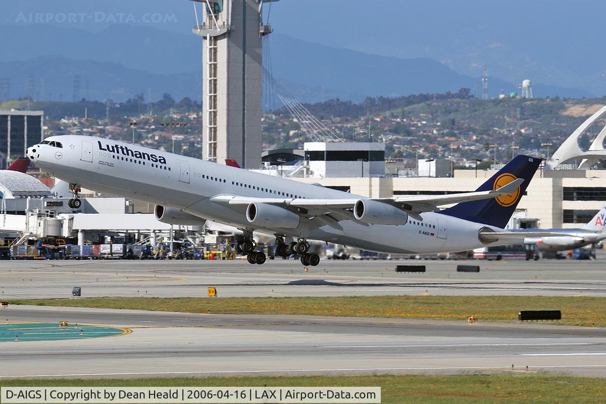 D-AIGS, 1999 Airbus A340-313 C/N 297, Lufthansa D-AIGS (FLT DLH453) departing RWY 25R enroute to Munchen (EDDM), Germany.