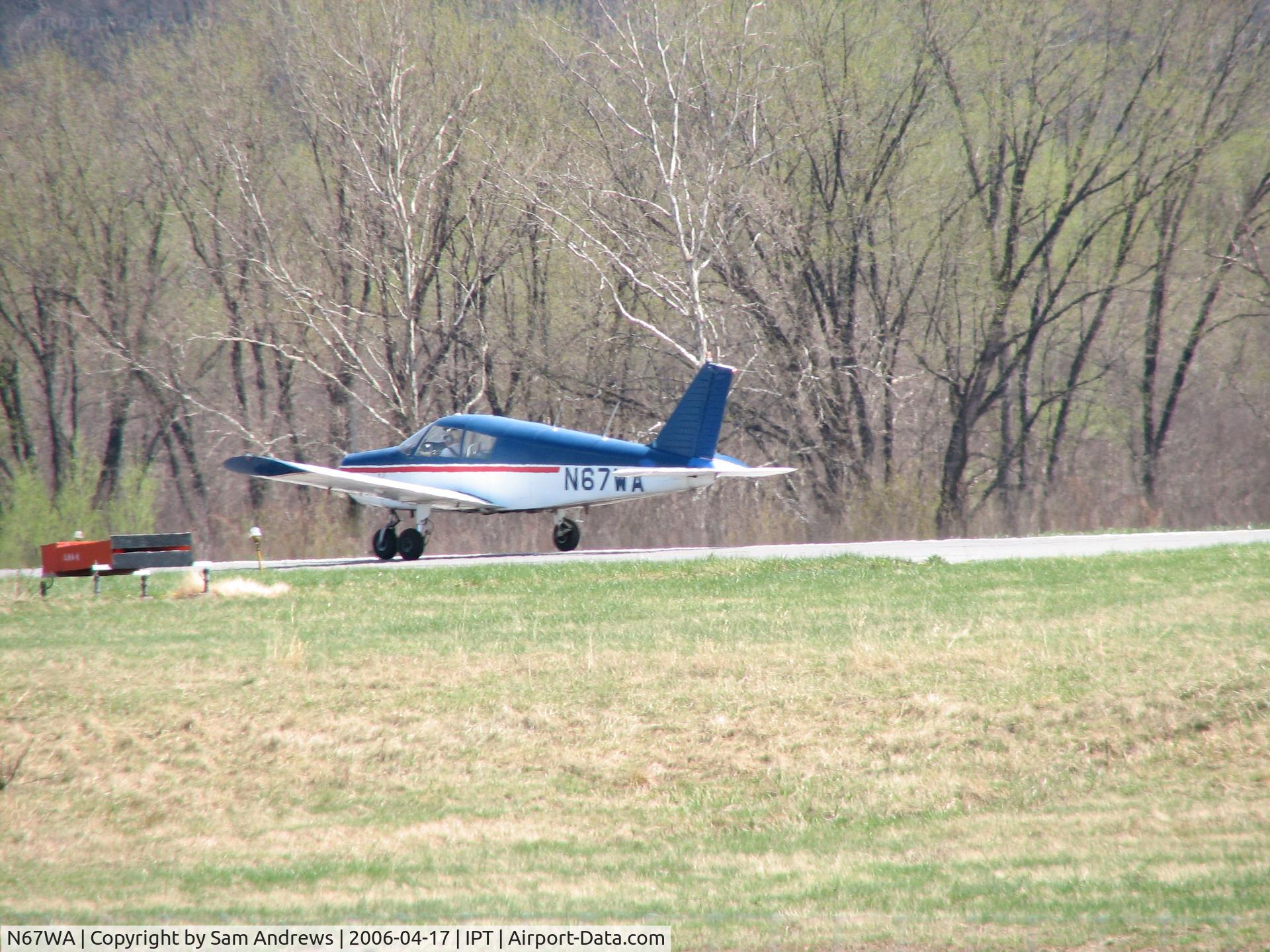 N67WA, 1971 Piper PA-28-140 Cherokee C/N 28-7125267, Turning off after the roll out.