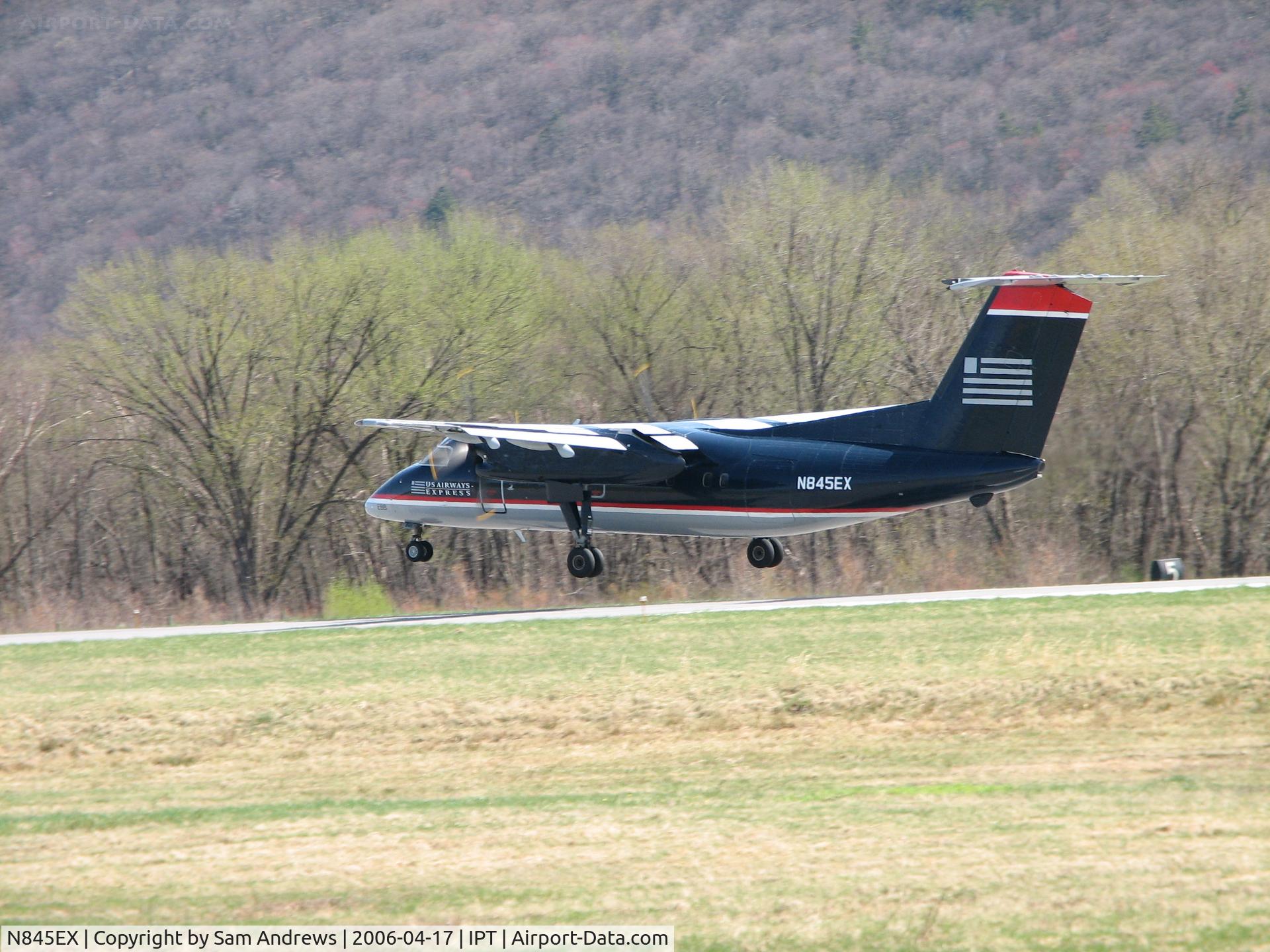 N845EX, 1992 De Havilland Canada DHC-8-102 Dash 8 C/N 344, The Flair
