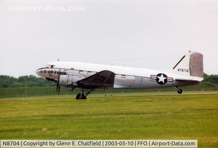 N8704, 1944 Douglas DC3C-S4C4G (TC-47B-30-DK) C/N 33048, TC-47B 44-76716, flying during the airshow
