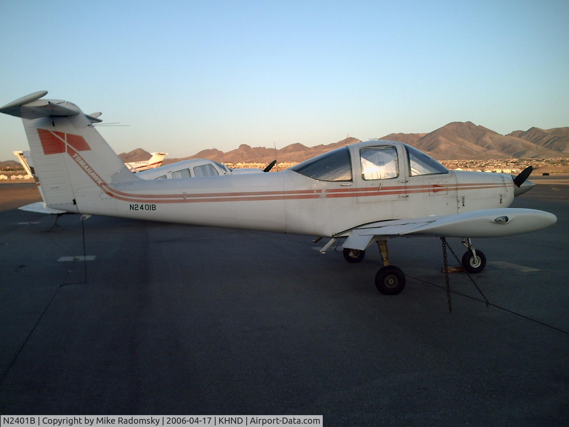 N2401B, 1978 Piper PA-38-112 Tomahawk C/N 38-79A0045, N2401B
