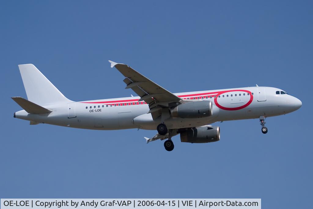 OE-LOE, 1997 Airbus A320-232 C/N 659, Now in that uncomplete livery.