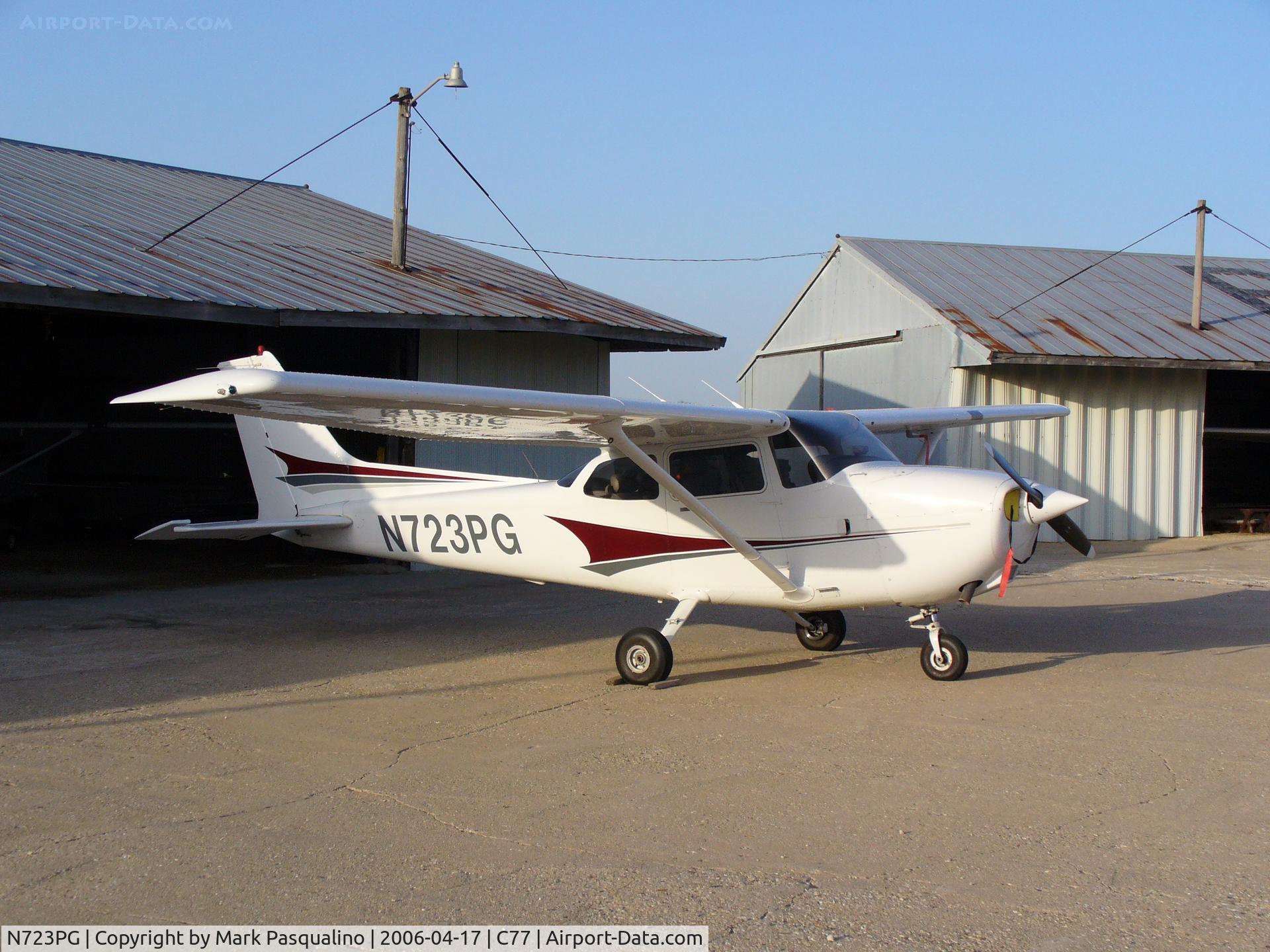 N723PG, 1998 Cessna 172R C/N 17280675, Cessna 172R