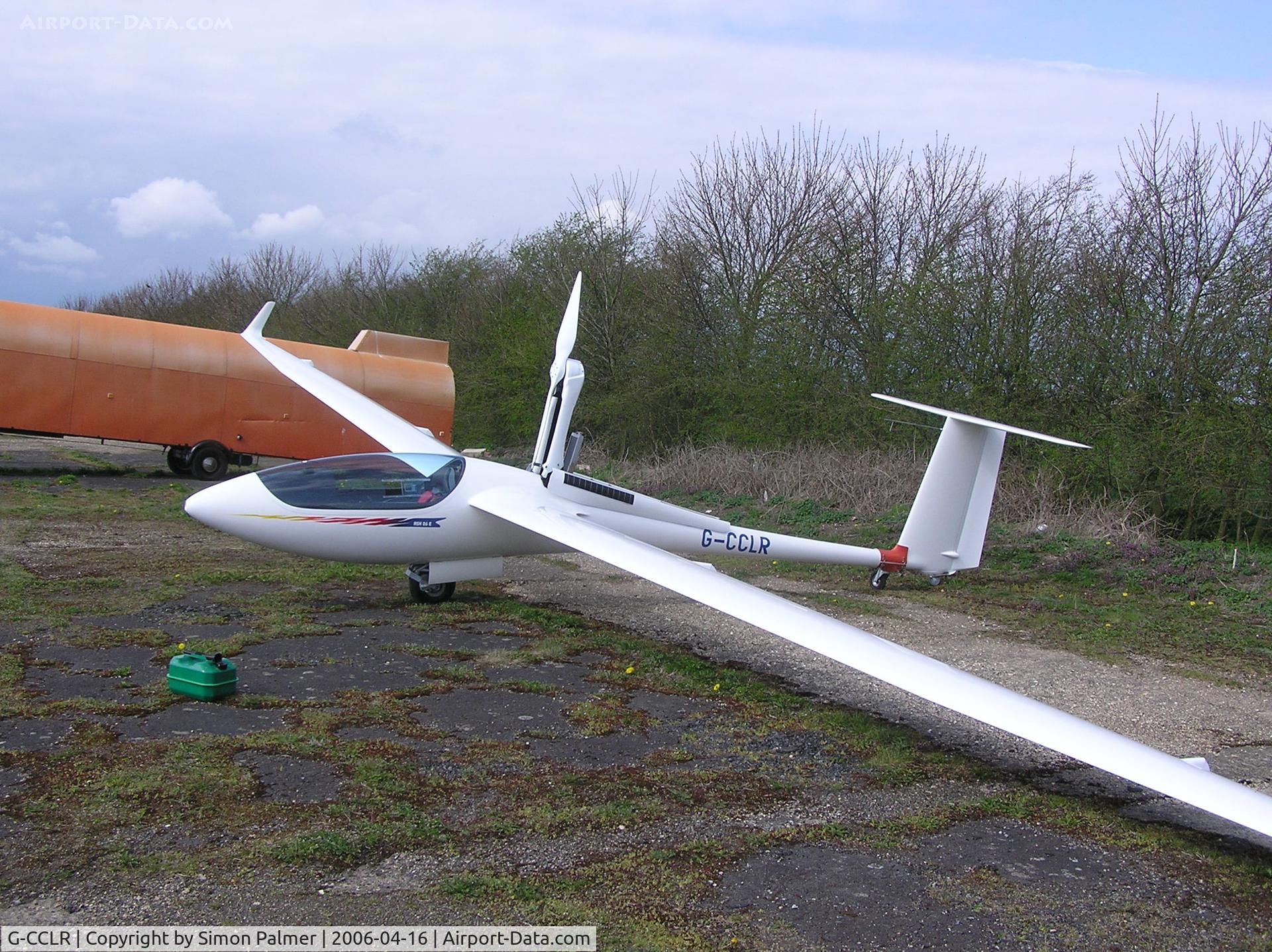 G-CCLR, 2003 Schleicher ASH-26E C/N 26209, Schleicher ASH-26E at Hinton-in-the-Hedges