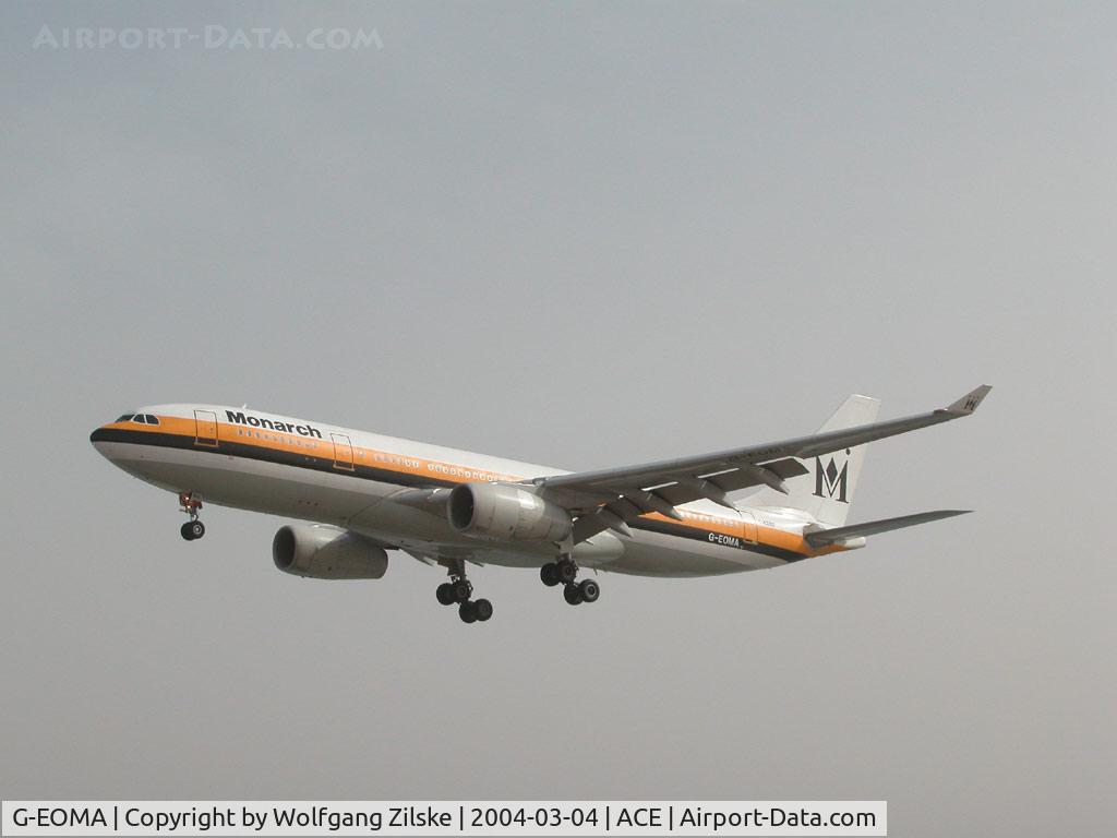 G-EOMA, 1999 Airbus A330-243 C/N 265, approach