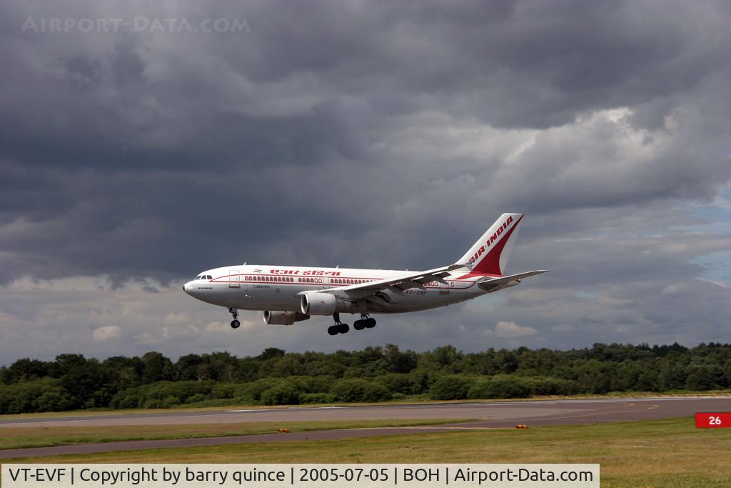 VT-EVF, 1990 Airbus A310-324 C/N 548, CLOSE TO TOUCH-DOWN