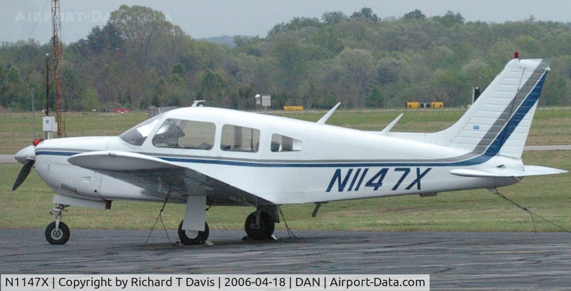 N1147X, 1975 Piper PA-28R-200 Cherokee Arrow C/N 28R-7535259, 1975 Piper PA-28R-200 at Danville Va.