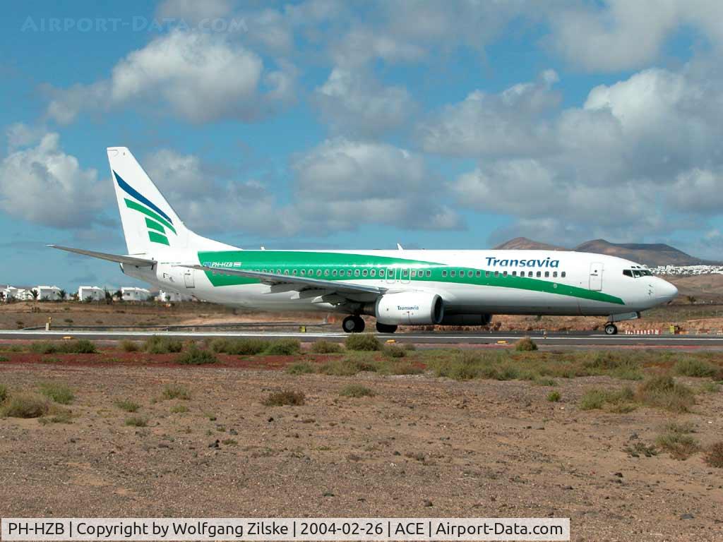 PH-HZB, 1998 Boeing 737-8K2 C/N 28374, visitor