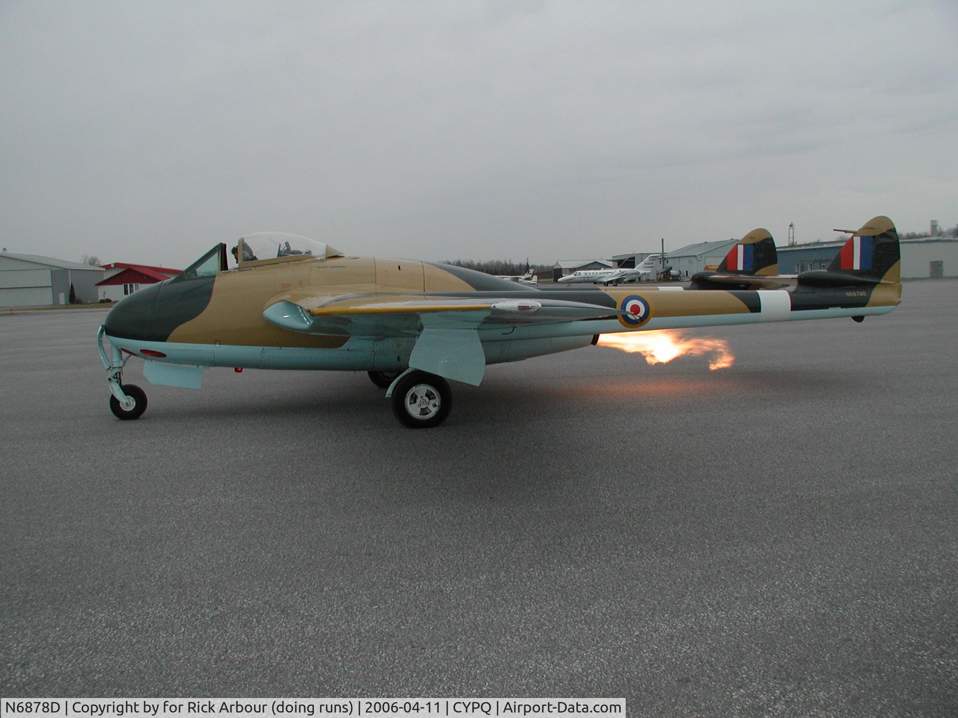 N6878D, 1947 De Havilland DH-100 Vampire F.3 C/N EEP42390, April 11 2006 startup at Peterborough for runs
