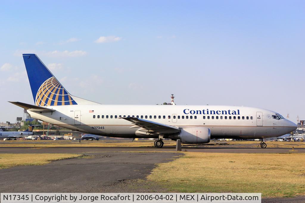 N17345, 1987 Boeing 737-3TO C/N 23583, taxing for takeoff México City Int'l. 05R.