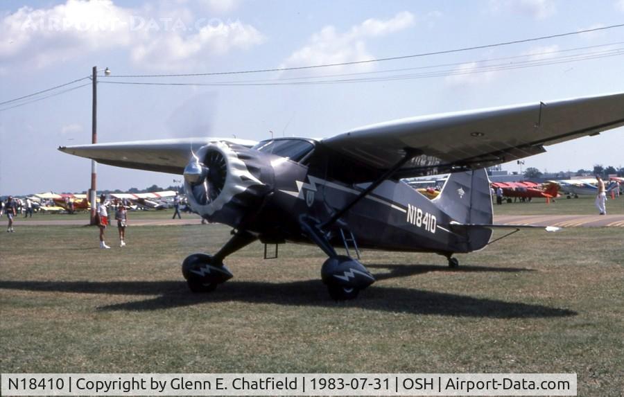 N18410, 1937 Stinson SR-9C Reliant C/N 5159, At the EAA fly in, was drafted in WWII as UC-81C 42-61098