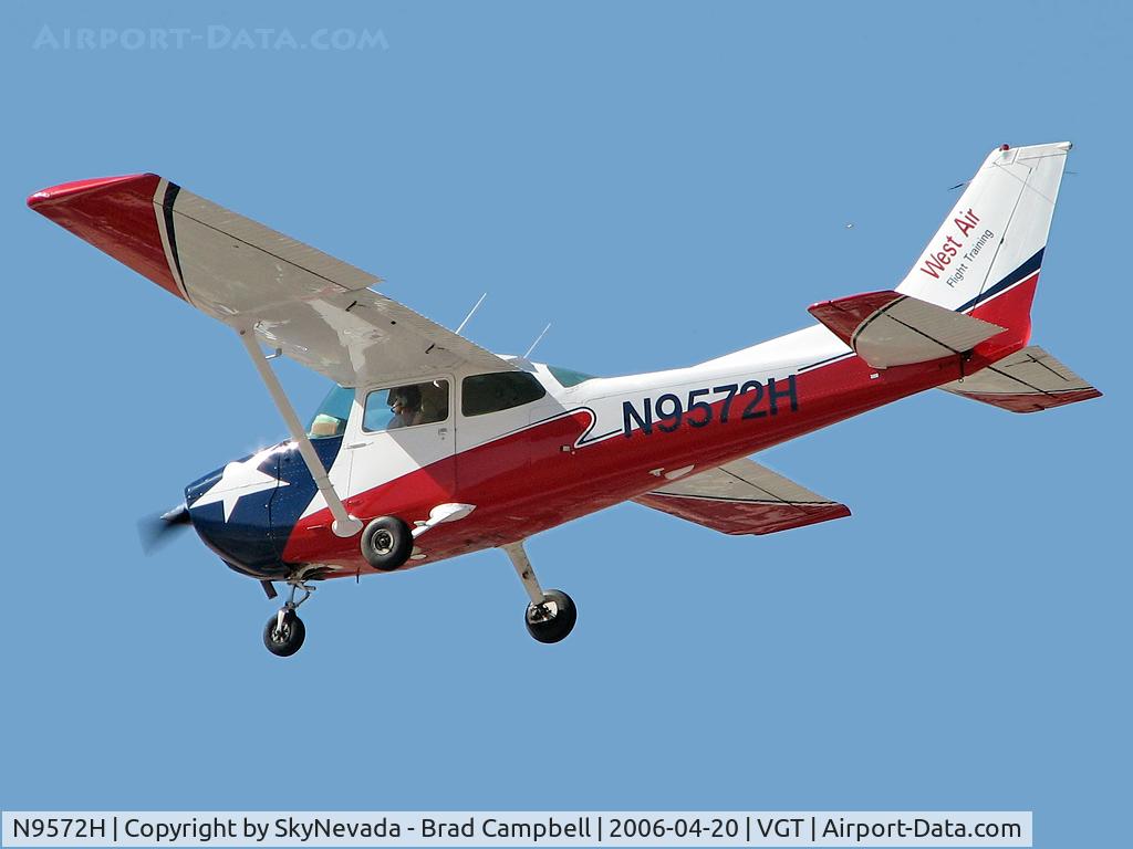 N9572H, 1975 Cessna 172M C/N 17266237, West Air Aviation - Giles Holding Co. / 1975 Cessna 172M