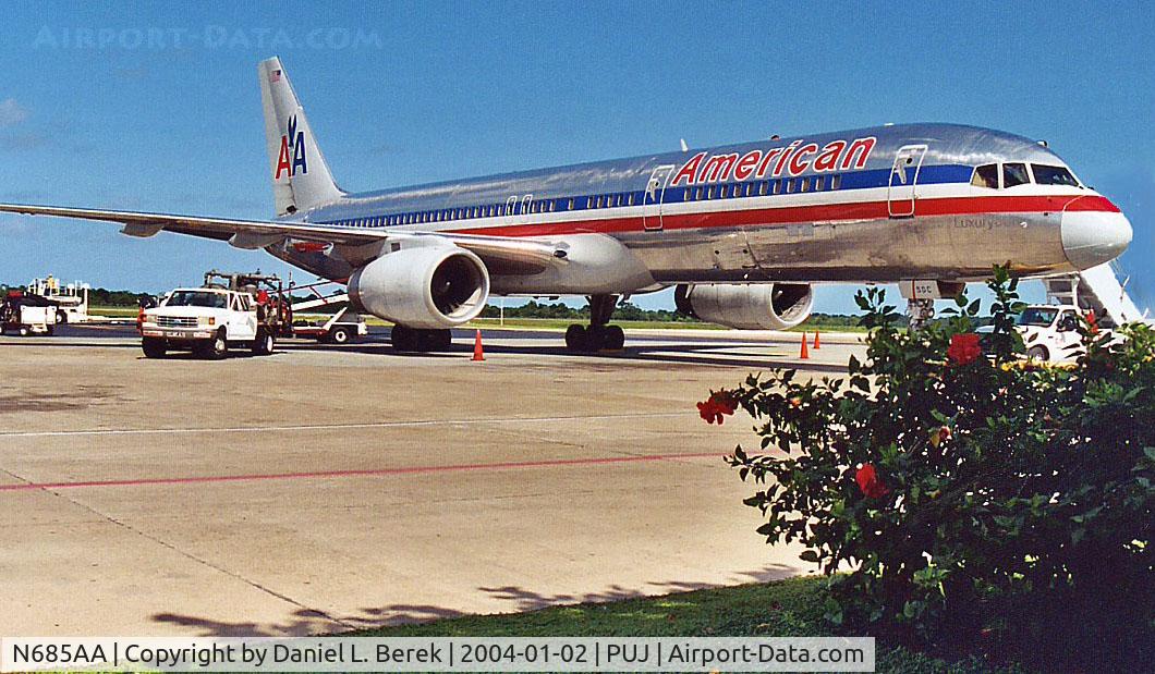 N685AA, 1992 Boeing 757-223 C/N 25342, Basking in the sun at Punta Cana, this AA Boeing 757 waits to take a load of passengers back to JFK.