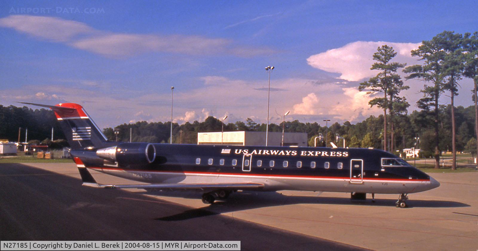 N27185, 1997 Canadair CRJ-200LR (CL-600-2B19) C/N 7185, Nice-looking plane at Myrtle Beach, SC