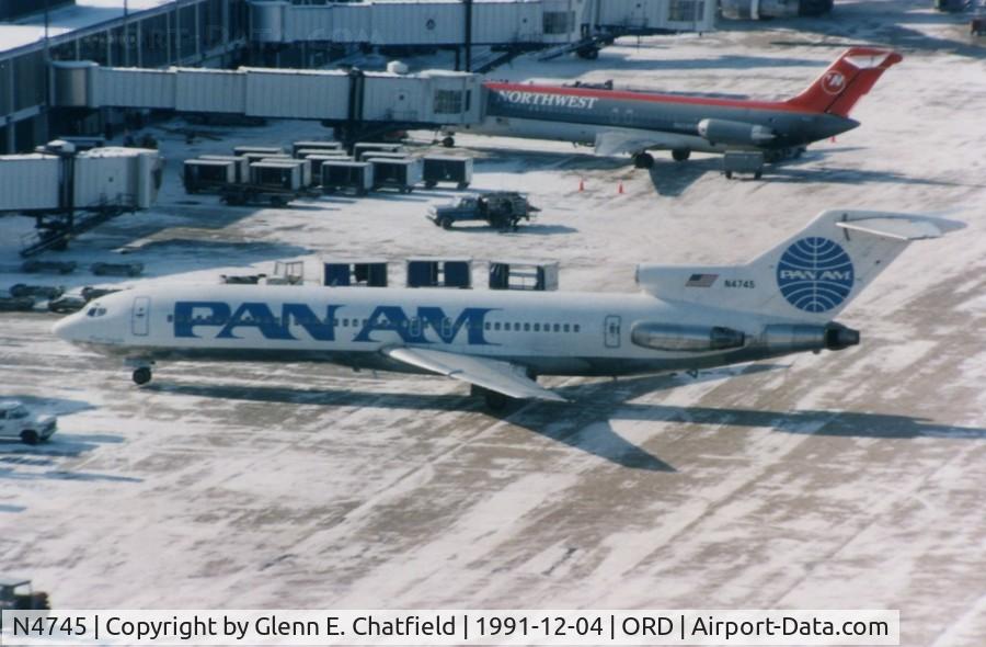 N4745, 1968 Boeing 727-235 C/N 19465, Last Pan Am flight to O'Hare Chicago, taken from control tower