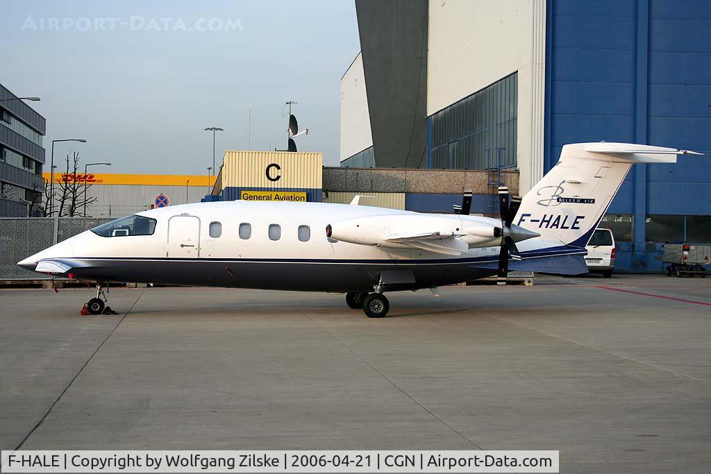 F-HALE, 2003 Piaggio P-180 Avanti C/N 1060, visitor