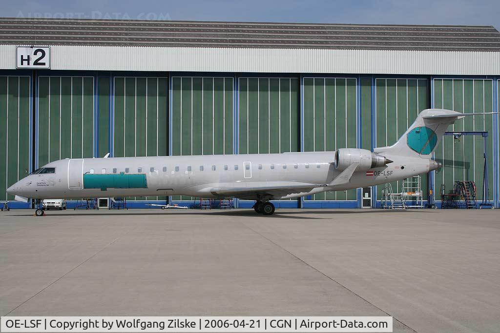 OE-LSF, Bombardier CRJ-702 (CL-600-2C10) Regional Jet C/N 10217, no t/s