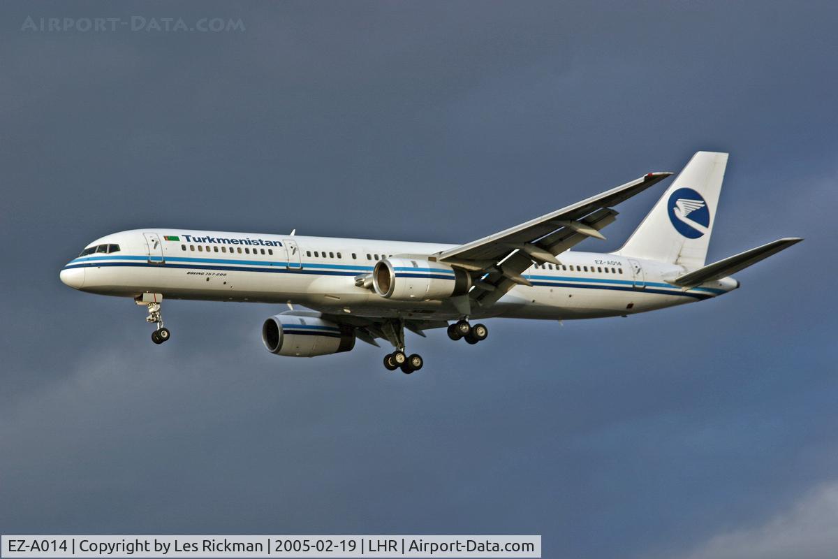 EZ-A014, 2001 Boeing 757-22K C/N 30863, Boeing 757 22K