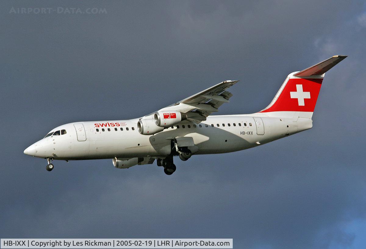 HB-IXX, 1995 British Aerospace Avro 146-RJ100 C/N E3262, Avro RJ100