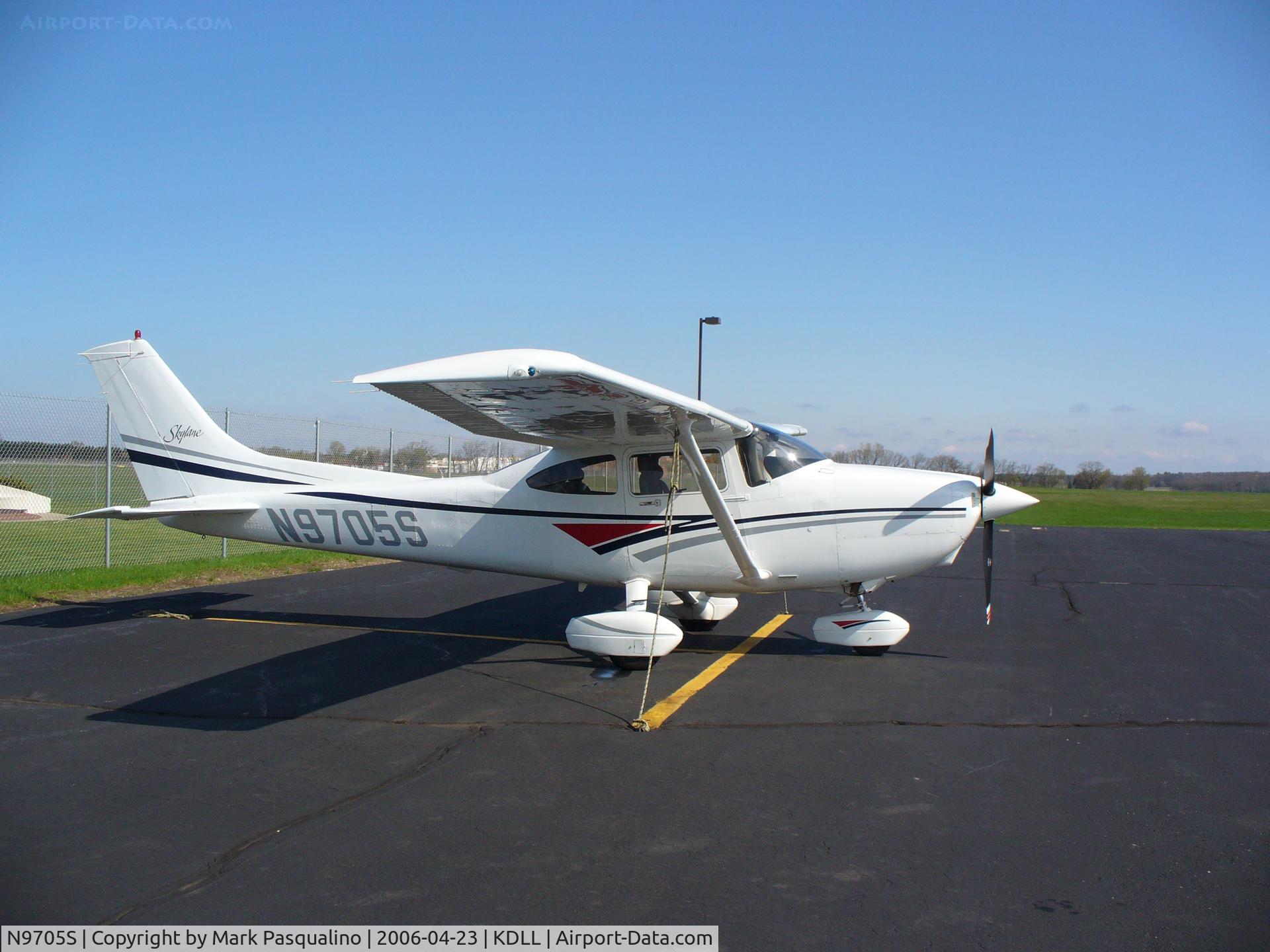 N9705S, 1997 Cessna 182S Skylane C/N 18280016, Cessna 182