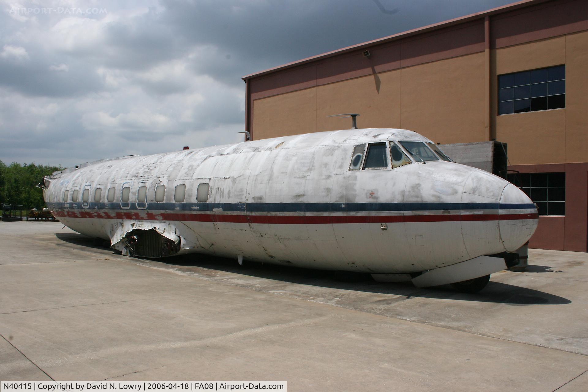 N40415, 1952 Martin 404 C/N 14119, N40415, or what's left of it, at FA08.