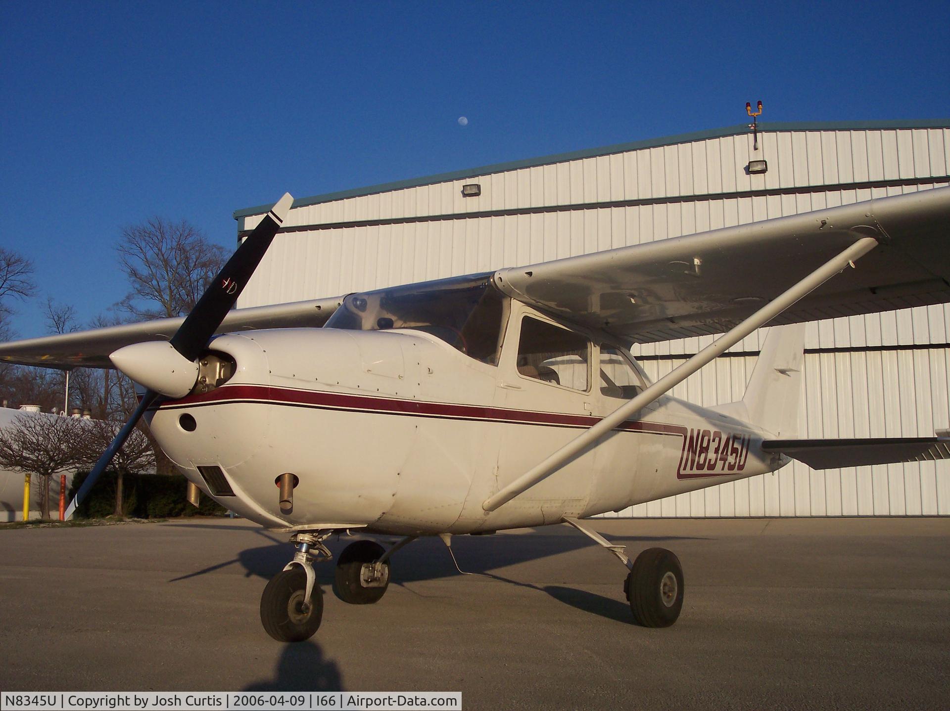 N8345U, 1964 Cessna 172F C/N 17252245, This is Beautiful 172 that is very well equiped.