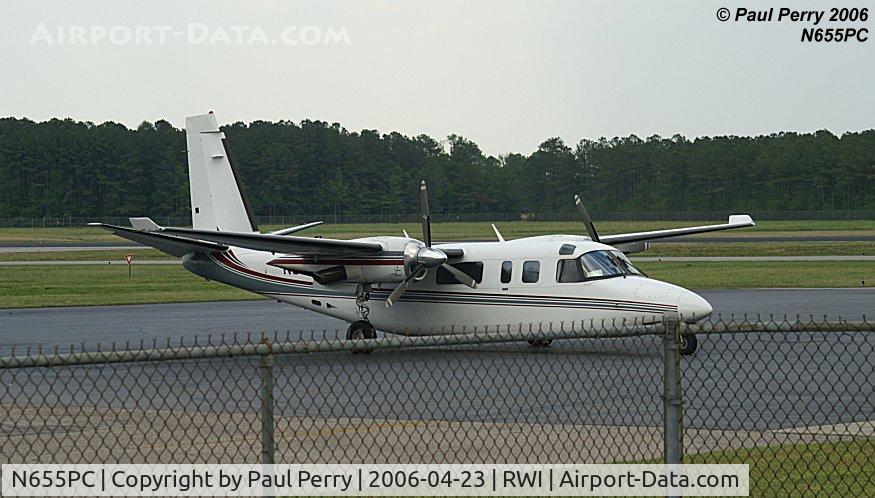 N655PC, 1980 Rockwell International 695 C/N 95015, Just prior to engine start, getting ready to head back to Florida