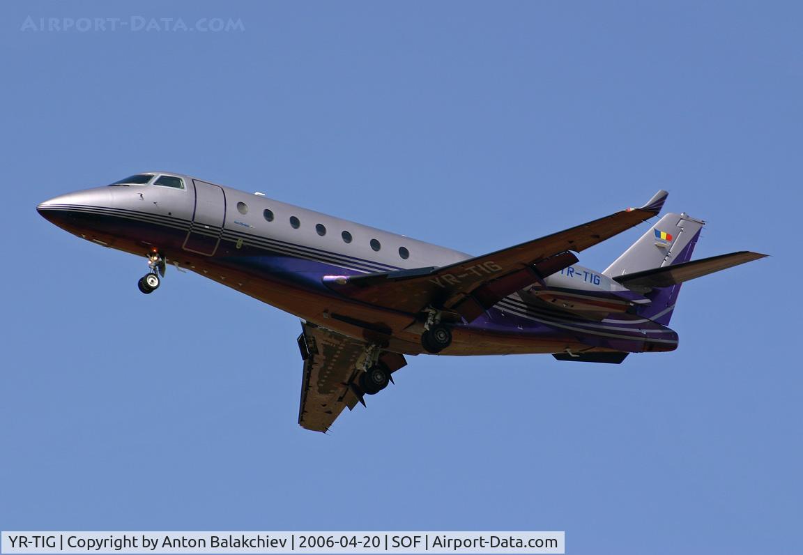 YR-TIG, 1999 Israel Aircraft Industries IAI-1126 Galaxy C/N 012, On short final RWY27