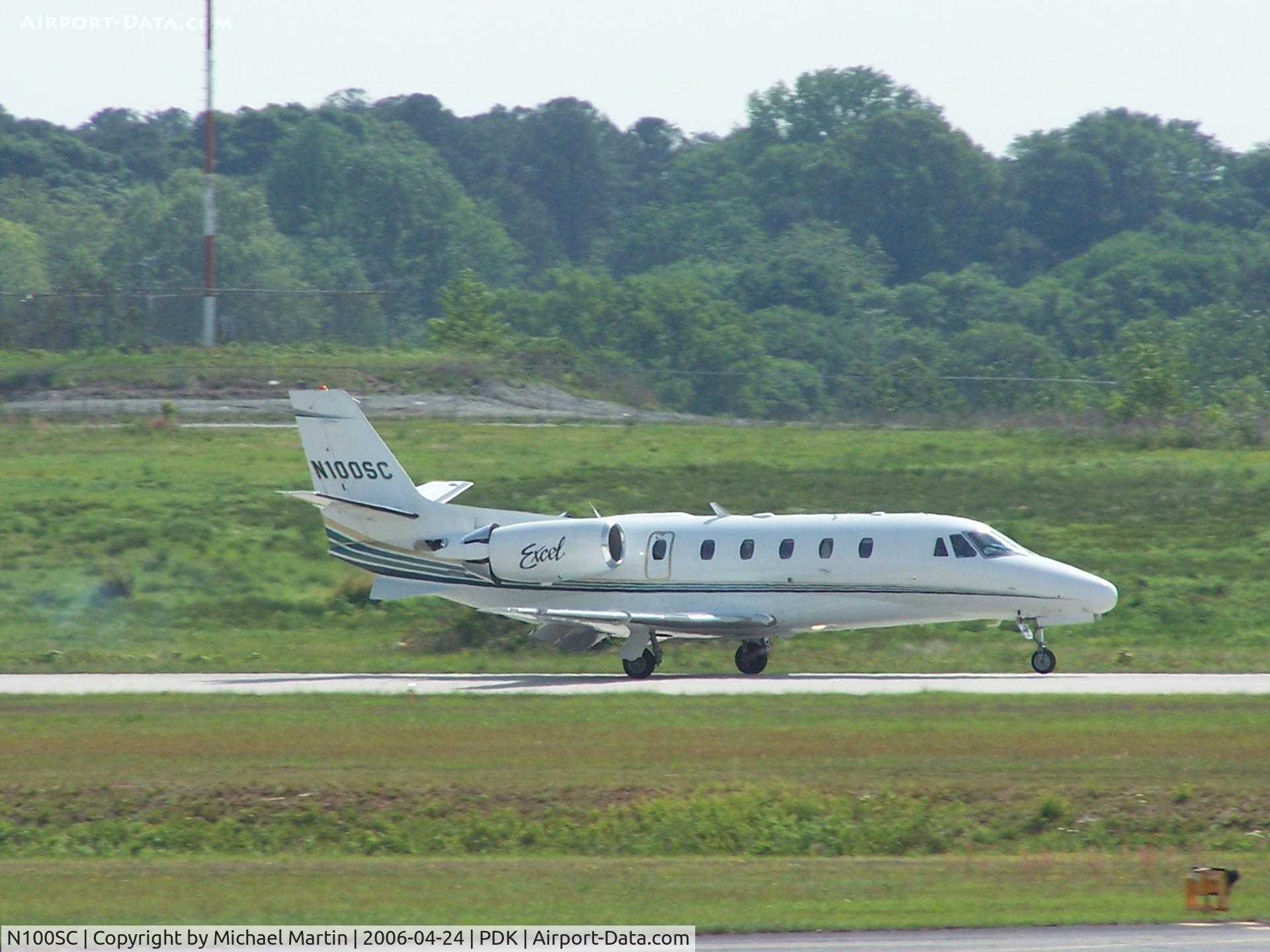 N100SC, 2000 Cessna 560 Citation Excel C/N 560-5065, Landing PDK on 20L
