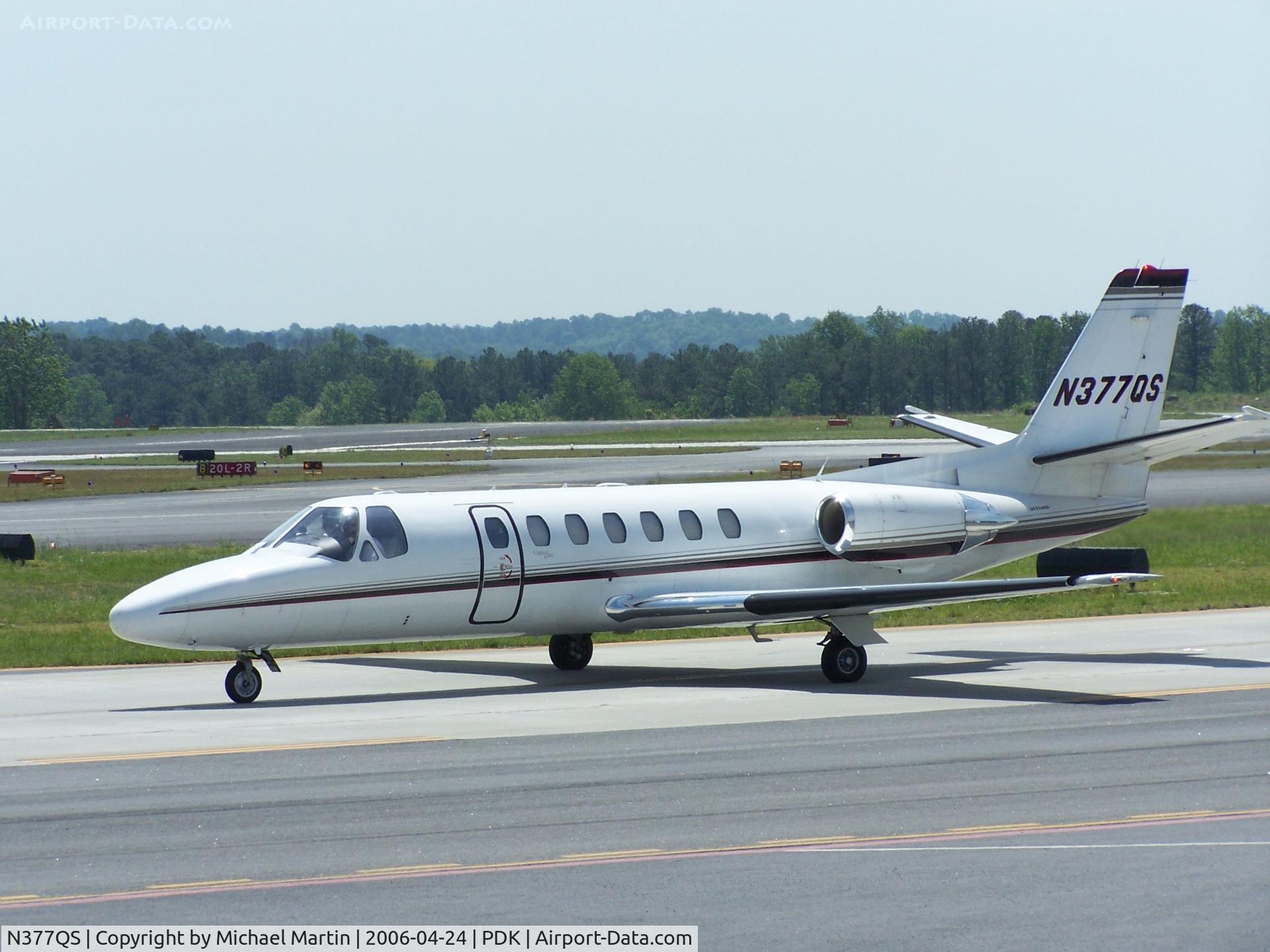 N377QS, 2008 Cessna 680 Citation Sovereign C/N 680-0187, Taxing to Epps Air Service