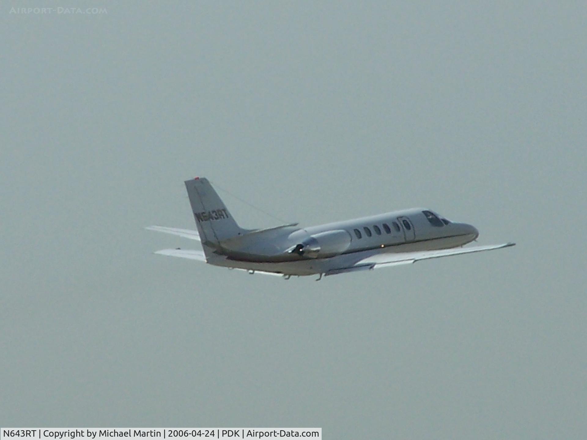 N643RT, 1989 Cessna 560 Citation V C/N 560-0019, Departing PDK - Gear Up!