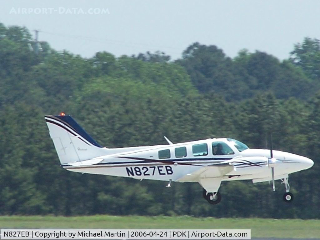 N827EB, 1970 Beech 58 Baron C/N TH-135, Departing PDK - Gear Up!