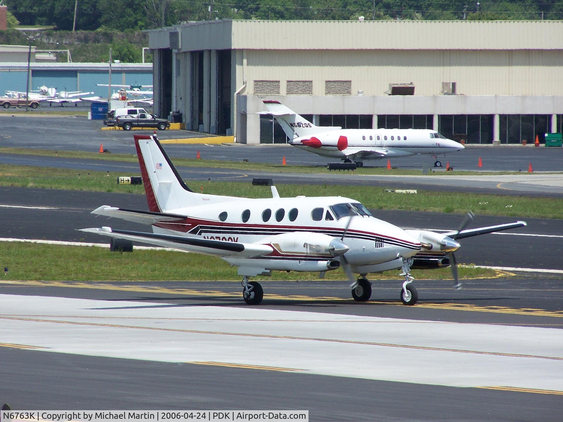 N6763K, 1984 Beech C90 King Air C/N LJ-1064, Taxing to 20L
