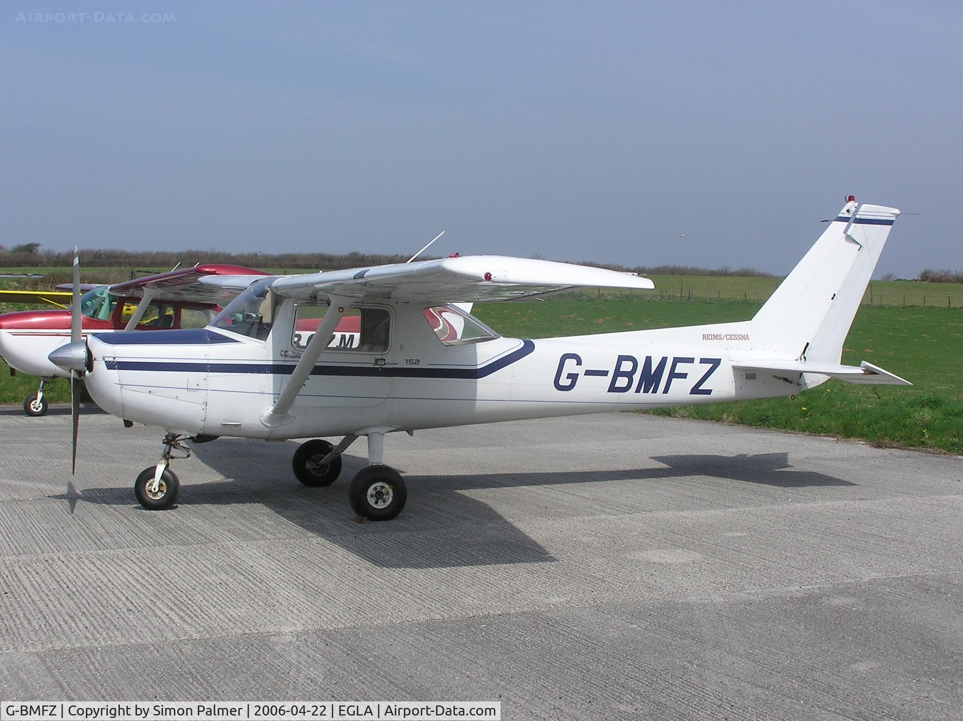 G-BMFZ, 1985 Reims F152 C/N 1953, Reims Cessna 152 at Bodmin airfield