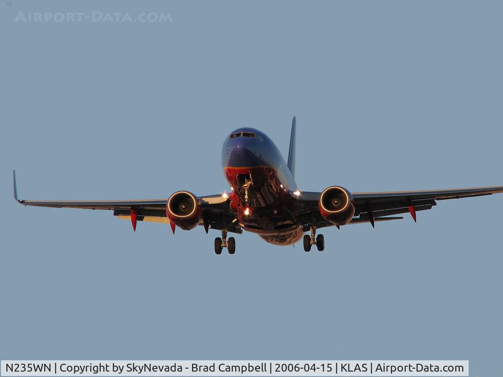 N235WN, 2006 Boeing 737-7H4 C/N 34630, Southwest Airlines /  Boeing 737-7H4